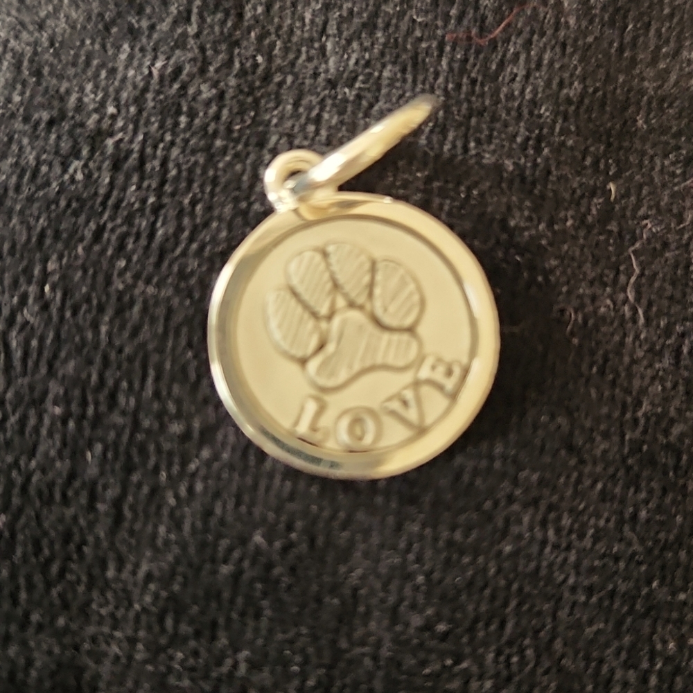 Lol Mini Pendant, Paw Silver/Black